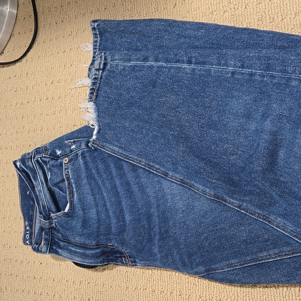Dark blue mom jeans